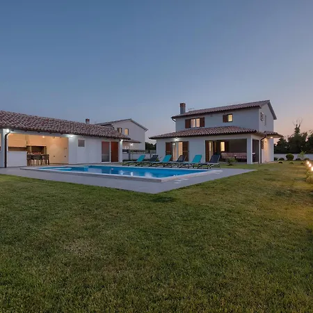 Alba Rossa By Interhome Šišan