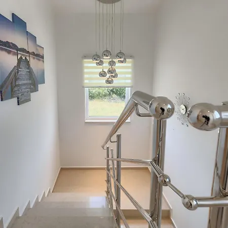 Villa Alba Rossa By Interhome Šišan
